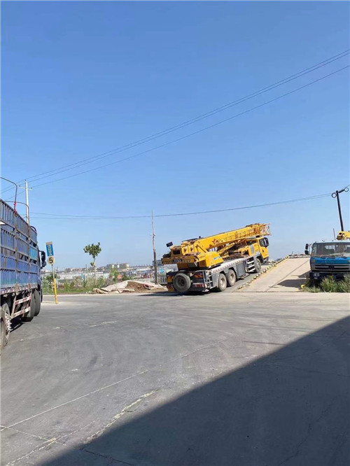 龙亭区25吨吊车的租赁价格大概是多少？