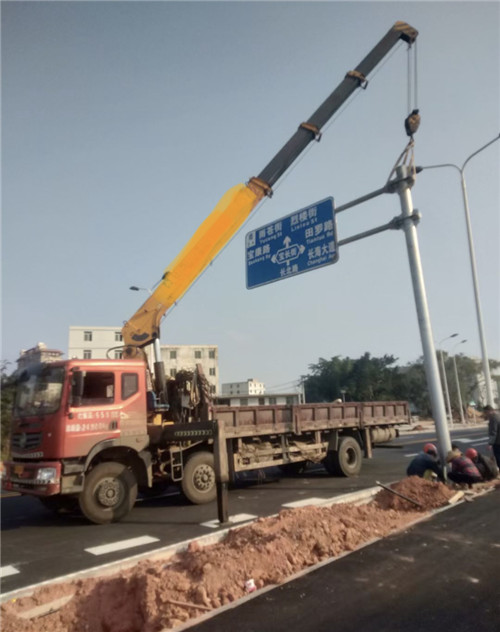 龙亭区设备吊装租赁吊车要用多大吊车